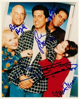 Everybody Loves Raymond Cast Signed 8x10 Photo With 6 Total Signatures & Phil Rosenthal Signed Cut (Beckett PreCert)